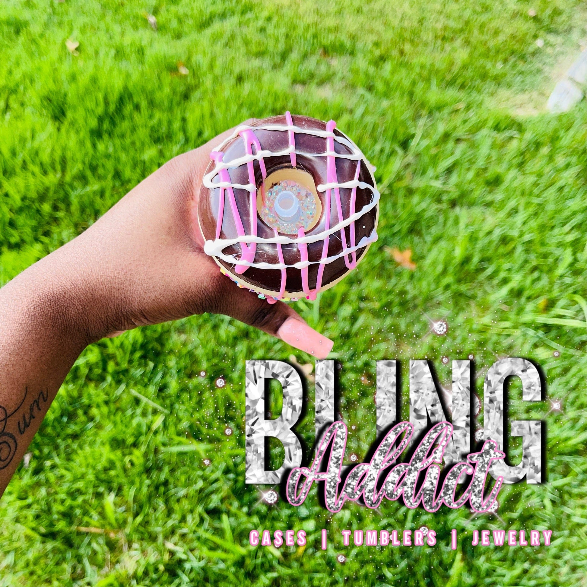 'Donut Vibez' Crystal Glitter Globe 18oz Tumbler Cup Tumblers by BlingxAddict | BlingxAddict