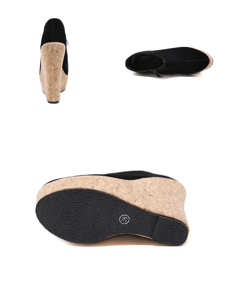 'Glam Mom' Platform Wedges Black Sandals by Bling Addict | BlingxAddict